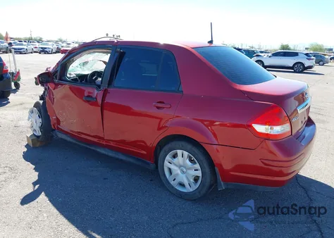2011 Nissan Versa 1.8S z USA, uszkodzony, nr VIN 3N1BC1AP7BL433051